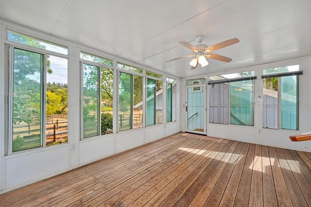 1523 Gamblers Ct, Cool, CA 95614