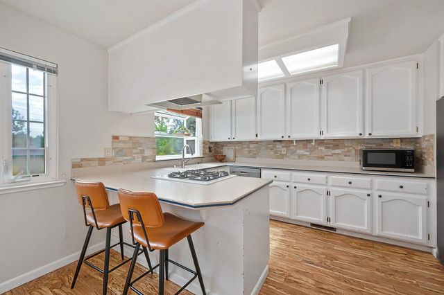 1523 Gamblers Ct, Cool, CA 95614