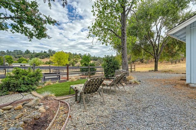 1523 Gamblers Ct, Cool, CA 95614