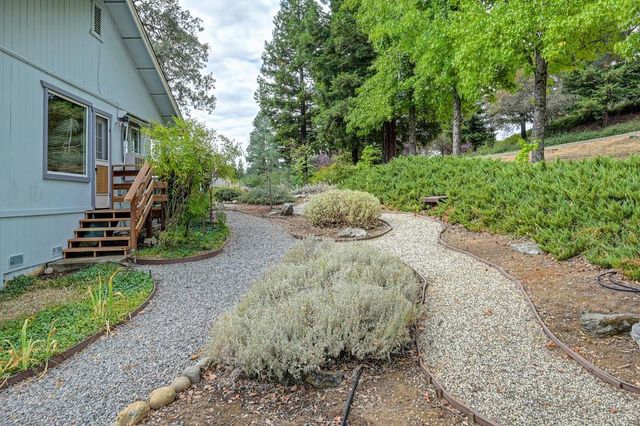 1523 Gamblers Ct, Cool, CA 95614