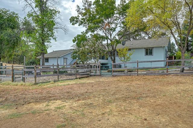 1523 Gamblers Ct, Cool, CA 95614