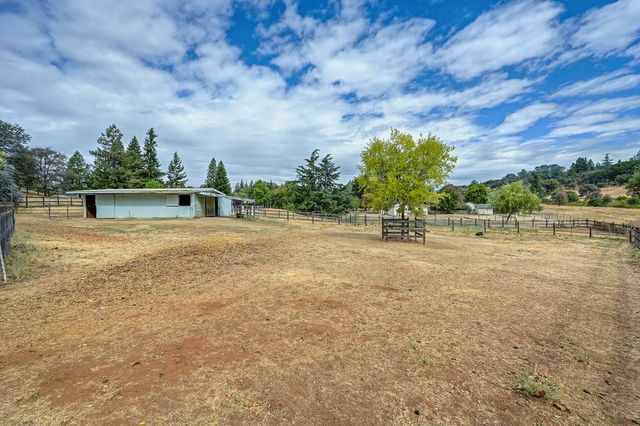 1523 Gamblers Ct, Cool, CA 95614