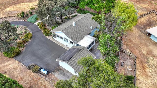1523 Gamblers Ct, Cool, CA 95614