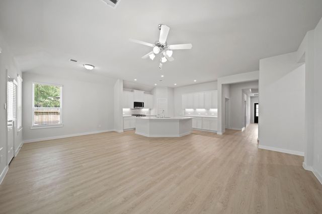 15127 Bank Swallow Place, Magnolia, TX 77354