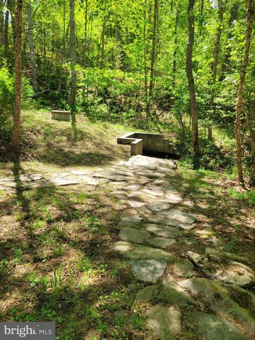 6000 HALEYS MILL RD, Spotsylvania, VA 22551