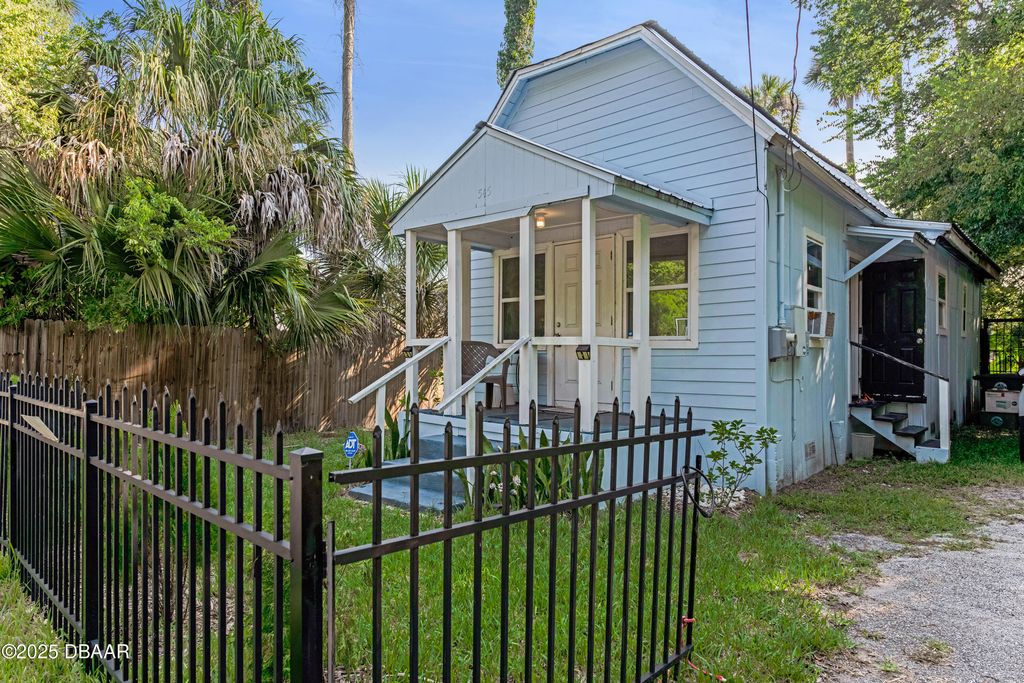 545 Cannon Street, Daytona Beach, FL 32114