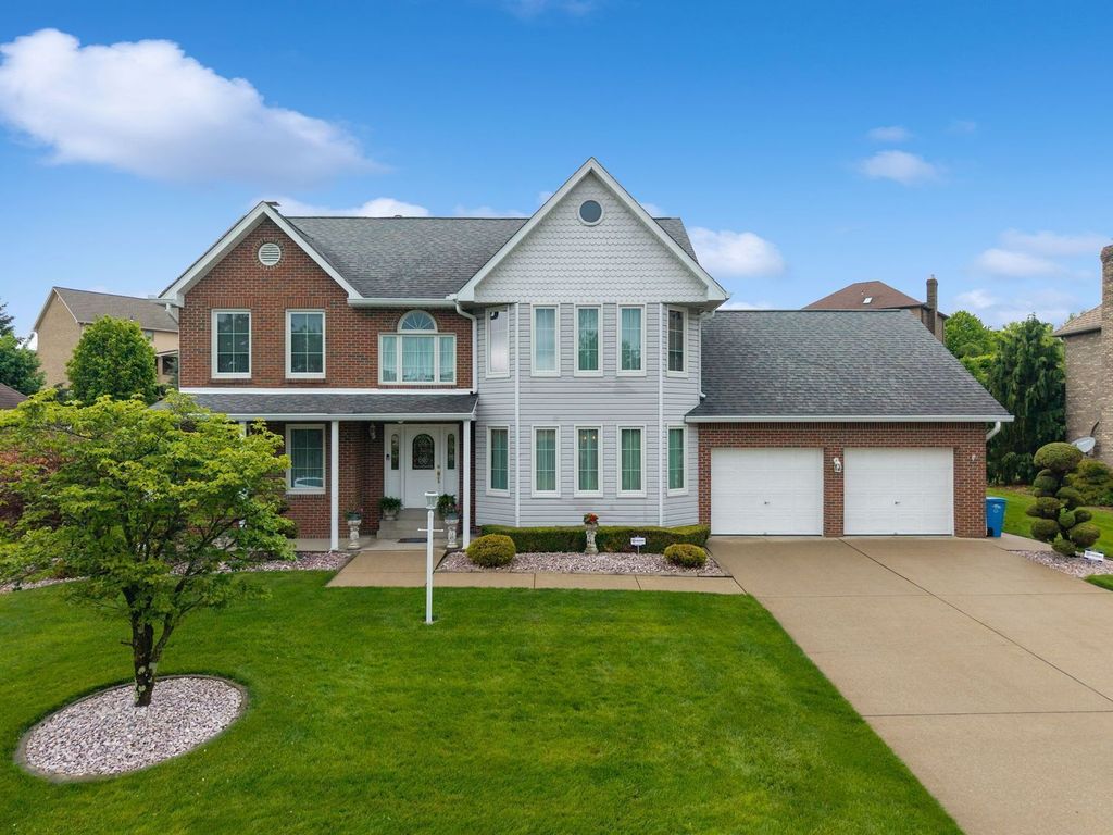 9470 Pembroke CIRCLE, North Huntingdon, PA 15642