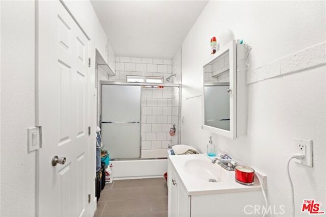 4301 Woodlawn Avenue, Los Angeles, CA 90011