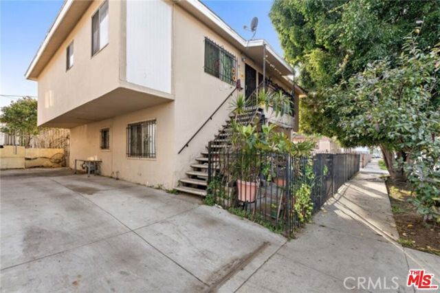 4301 Woodlawn Avenue, Los Angeles, CA 90011