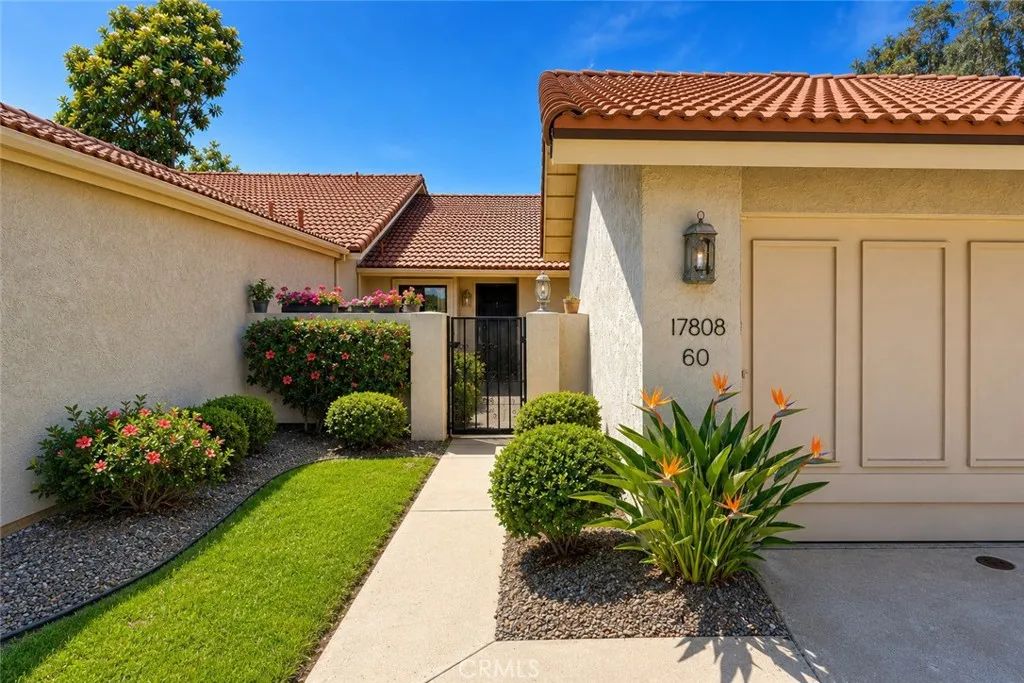 17808 Corte Huasco Street 60, San Diego, CA 92128