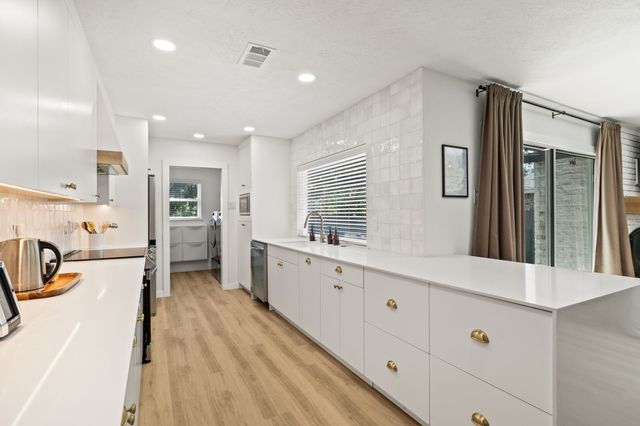 9306 Rolling Rock Lane, Dallas, TX 75238