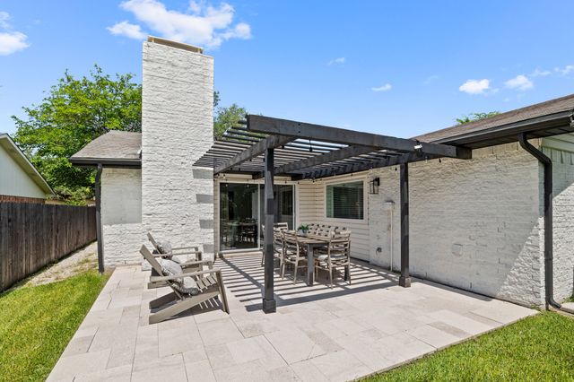 9306 Rolling Rock Lane, Dallas, TX 75238