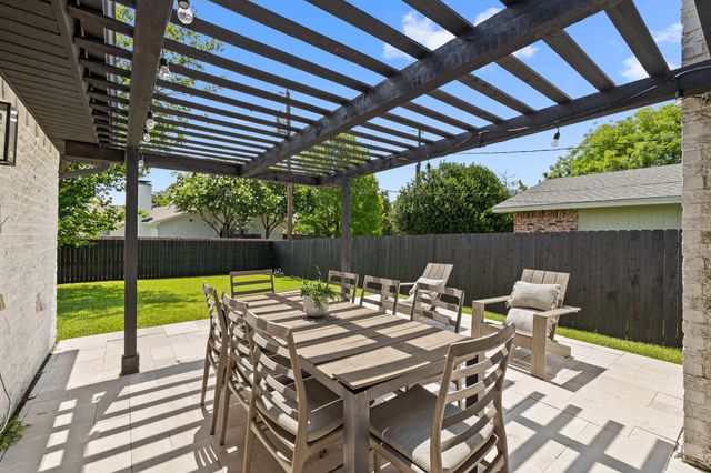 9306 Rolling Rock Lane, Dallas, TX 75238