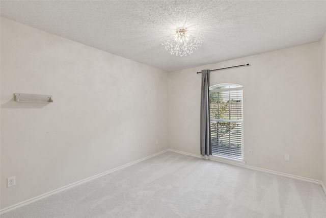 2800 Bowie Drive, Plano, TX 75025