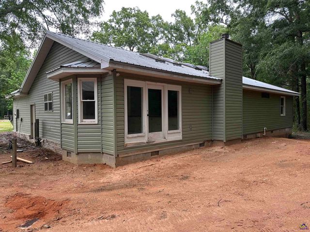 124 Glen Oaks Road, Perry, GA 31069