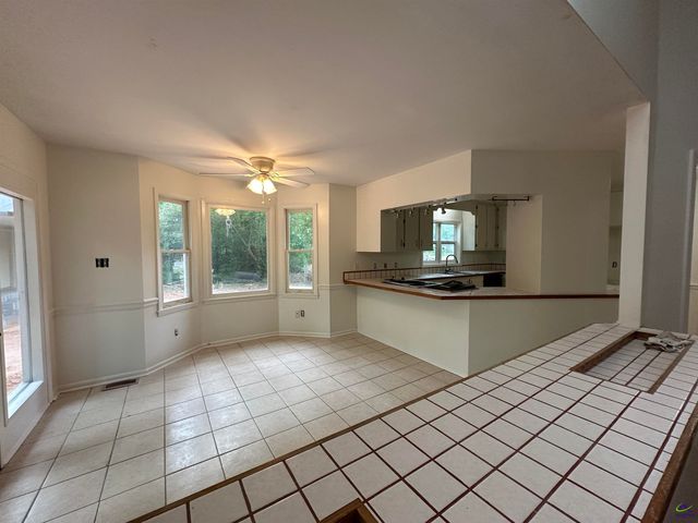124 Glen Oaks Road, Perry, GA 31069