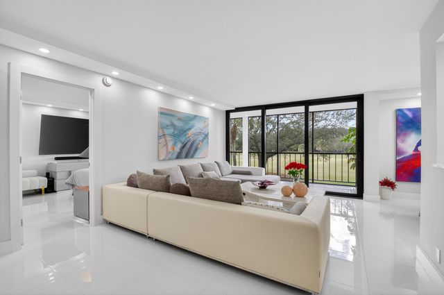 7835 Lakeside Boulevard 925, Boca Raton, FL 33434