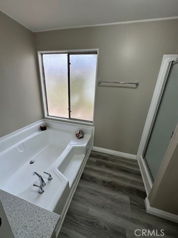 880 N. Lake Steet 69, Hemet, CA 92544