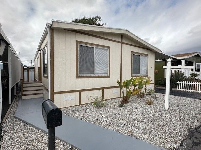 880 N. Lake Steet 69, Hemet, CA 92544