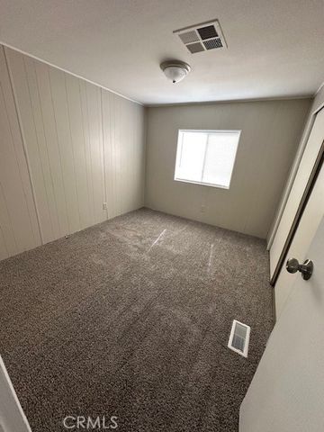 880 N. Lake Steet 69, Hemet, CA 92544