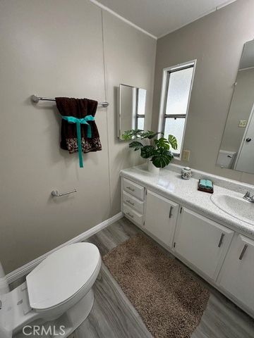 880 N. Lake Steet 69, Hemet, CA 92544