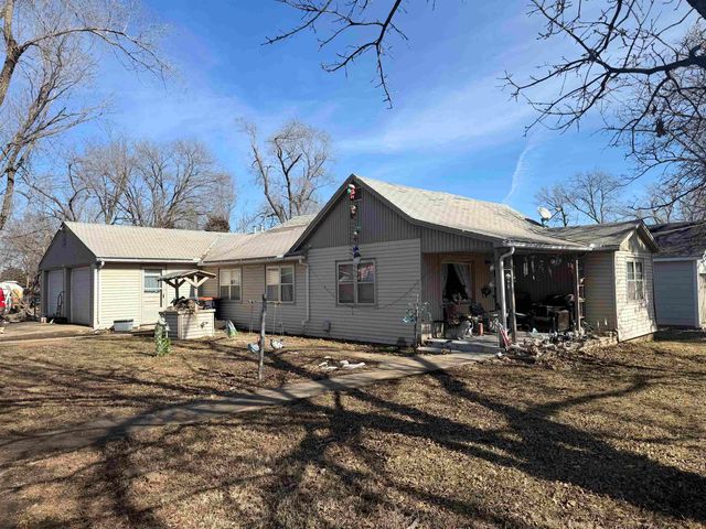 1208 W 6th Ave, El Dorado, KS 67042