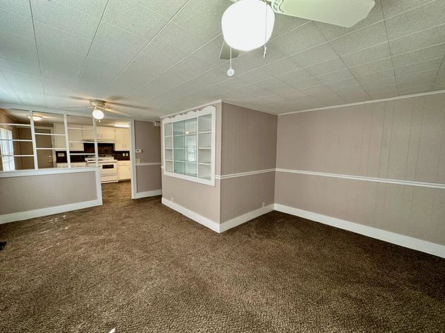 1208 W 6th Ave, El Dorado, KS 67042