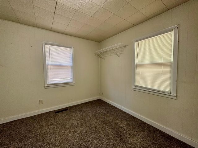 1208 W 6th Ave, El Dorado, KS 67042