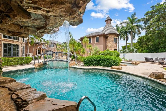 6300 Riverside Drive, Parkland, FL 33067