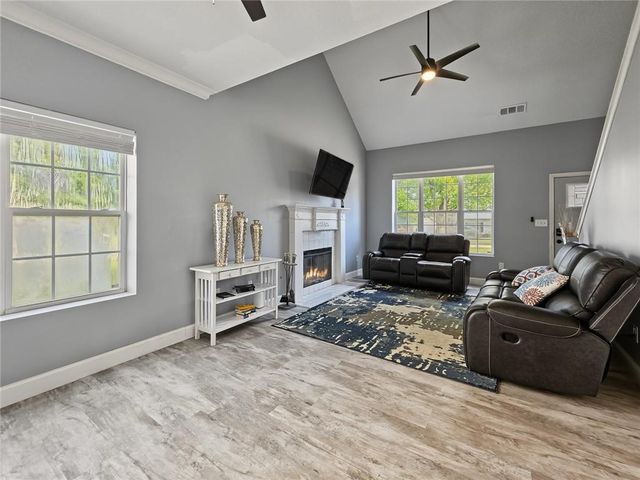 3896 Doe Run Drive, Powder Springs, GA 30127