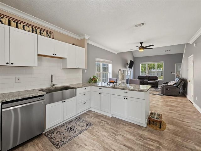3896 Doe Run Drive, Powder Springs, GA 30127