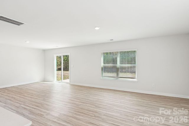 39 Katherine Emilie Drive, Hendersonville, NC 28792