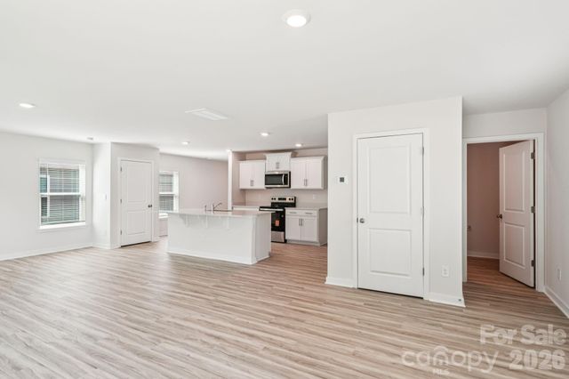 39 Katherine Emilie Drive, Hendersonville, NC 28792