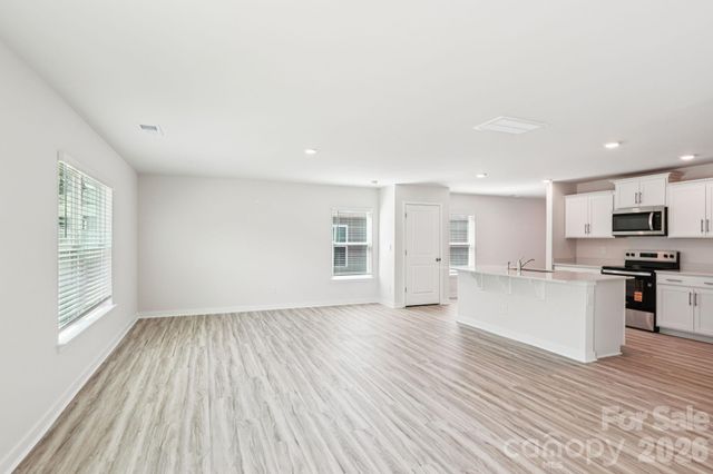 39 Katherine Emilie Drive, Hendersonville, NC 28792