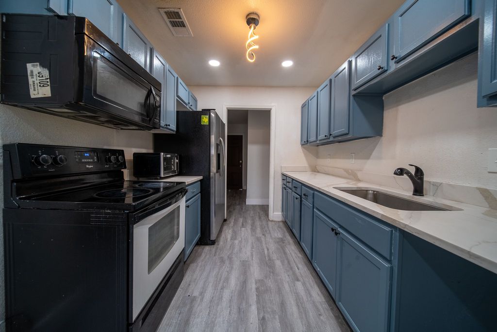 2839 Lolita Drive, Dallas, TX 75227