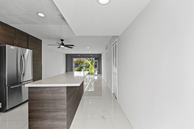 809 W Oakland Park Boulevard K12, Oakland Park, FL 33311
