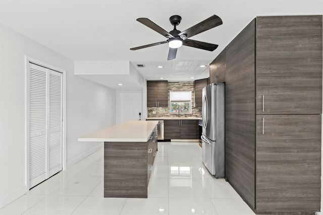 809 W Oakland Park Boulevard K12, Oakland Park, FL 33311