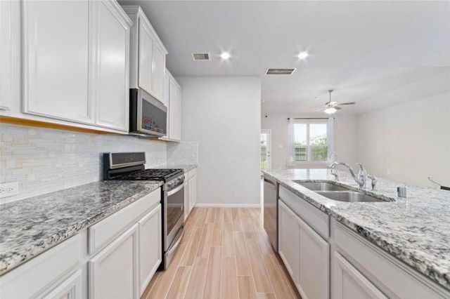 1804 Ithaca Grove Lane, Pearland, TX 77089