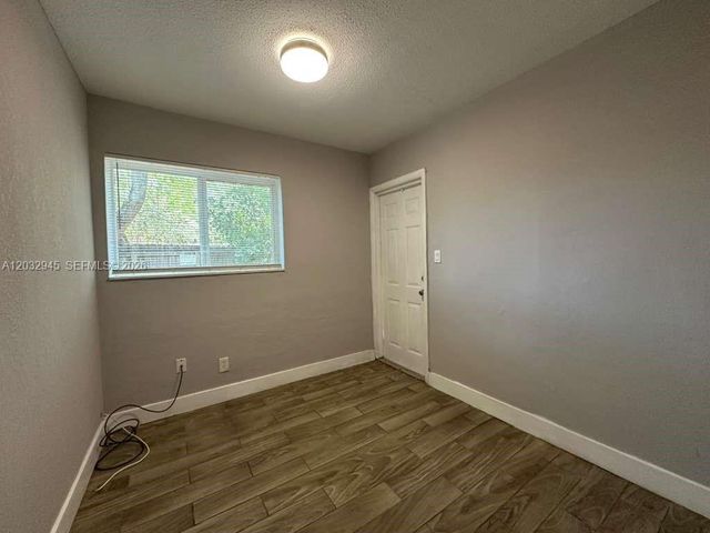 647 NW 3rd Ave 1, Fort Lauderdale, FL 33311