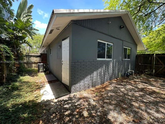 647 NW 3rd Ave 1, Fort Lauderdale, FL 33311