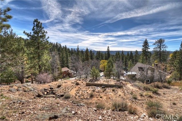 1115 Fawnskin Drive, Fawnskin, CA 92333
