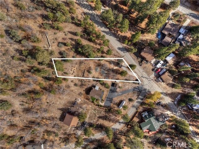 1115 Fawnskin Drive, Fawnskin, CA 92333