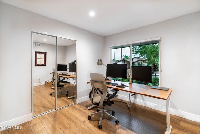 2836 Great Smokey Court, Westlake Village, CA 91362