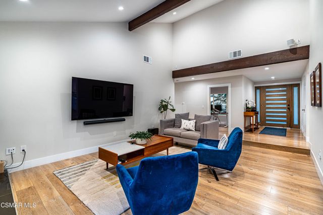 2836 Great Smokey Court, Westlake Village, CA 91362