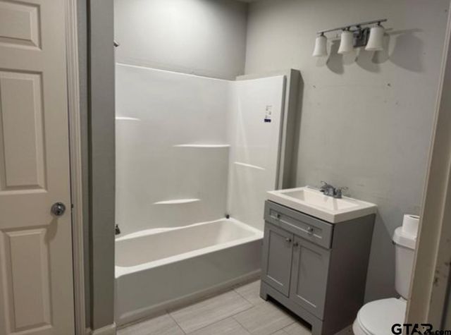 1437 W Cochran, Tyler, TX 75702