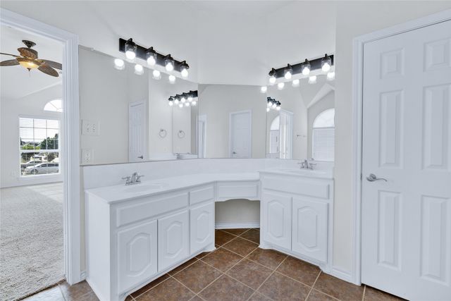 8620 Thistle Ridge Terrace, Fort Worth, TX 76123