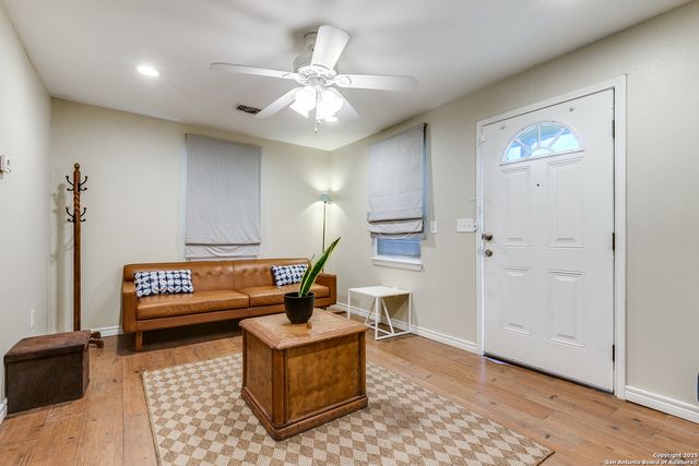 1414 Capitol, San Antonio, TX 78201