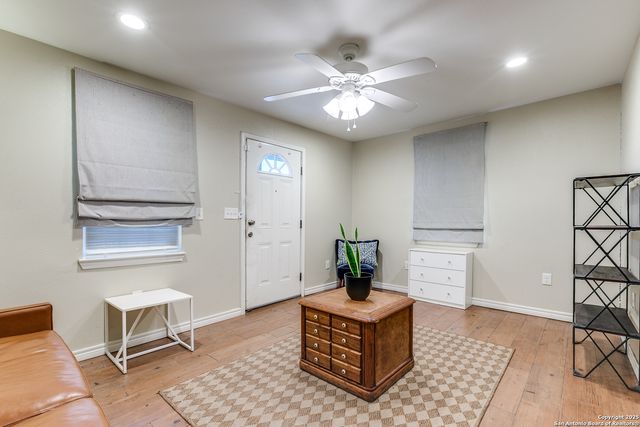 1414 Capitol, San Antonio, TX 78201