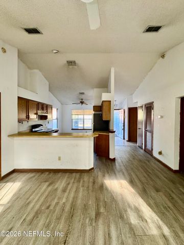 2386 N BLOSSOM RIDGE Drive N, Jacksonville, FL 32218