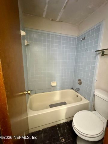 2386 N BLOSSOM RIDGE Drive N, Jacksonville, FL 32218